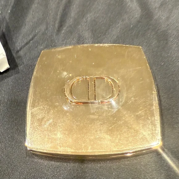 Dior Compact Mirror Double-Sided Mirror Gold Brand New (in wrapping) - Picture 7 of 16